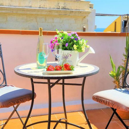 Una Terrazza Per Due Siraküza Dış mekan fotoğraf